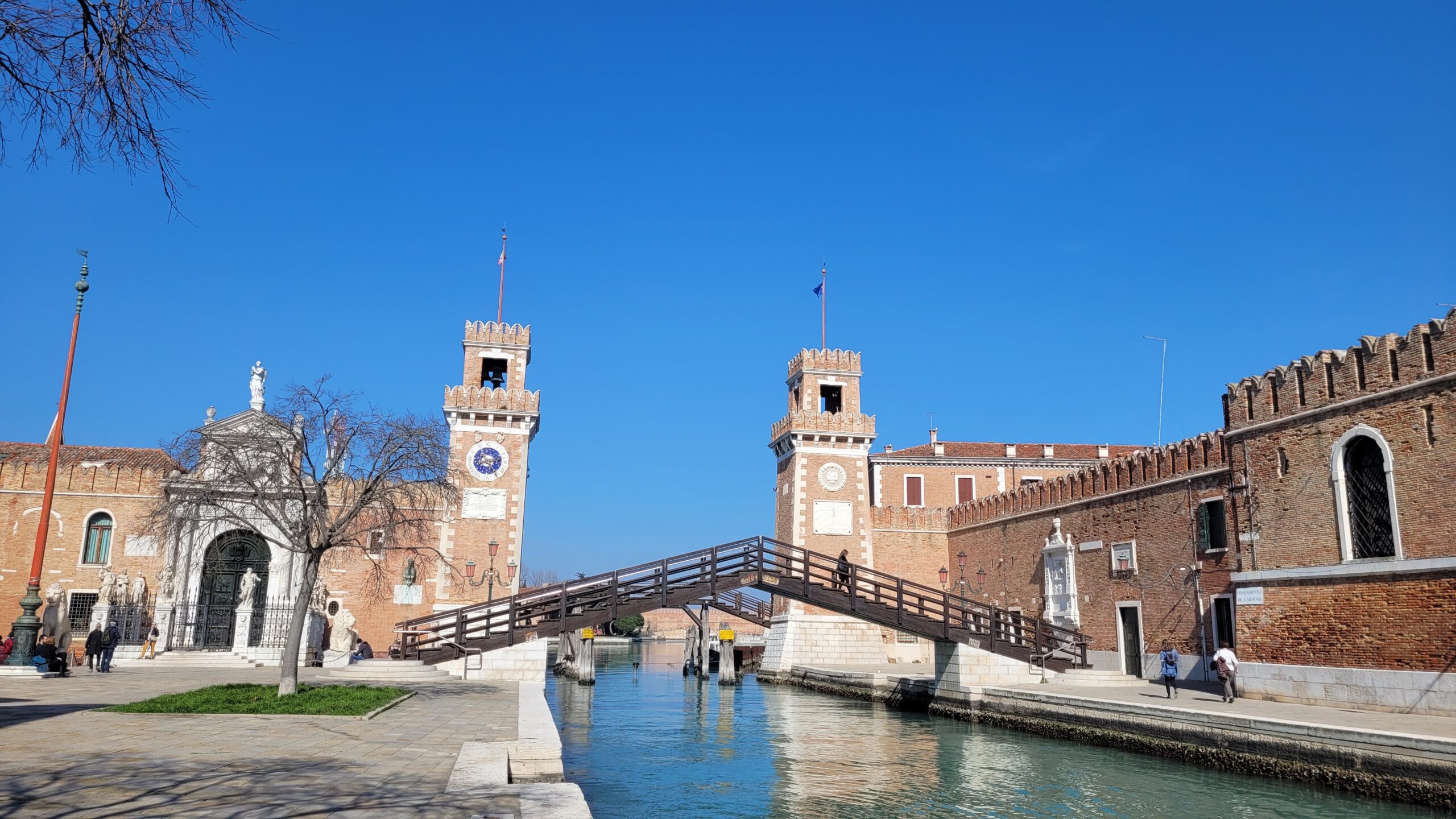 Ponte del Paradiso in front of Venetian Aresenal